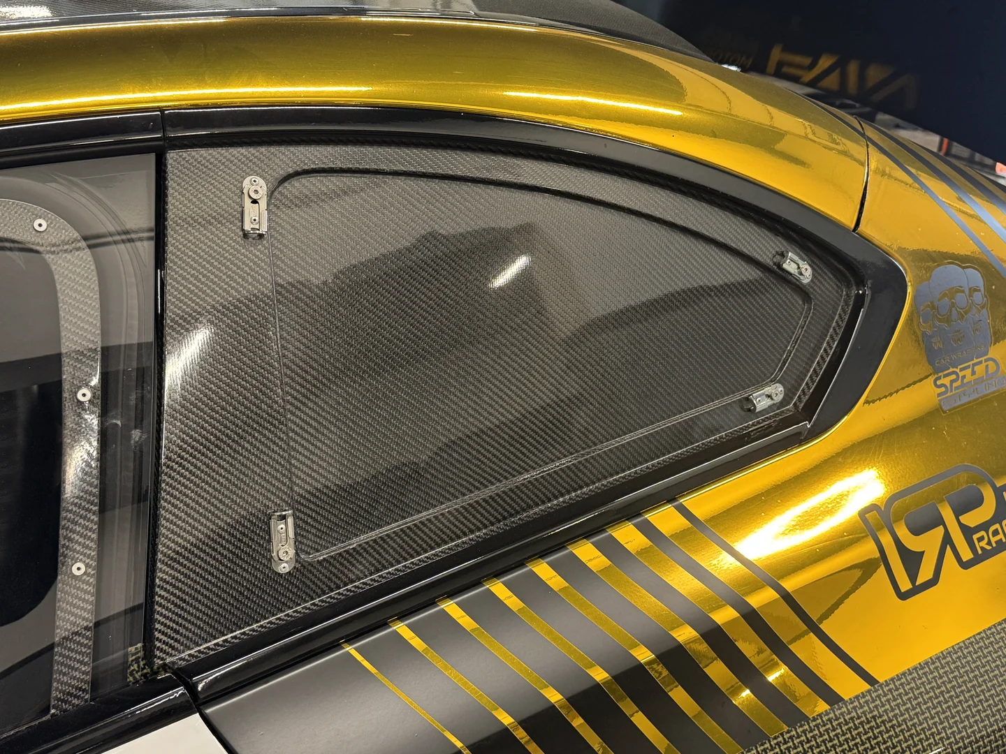 Set of rear side windows frames thumbnail 5
